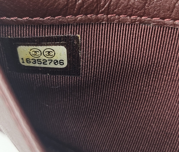 🖤CHANEL Quilted Leather Wallet/Clutch 🖤 - Picture 7 of 16